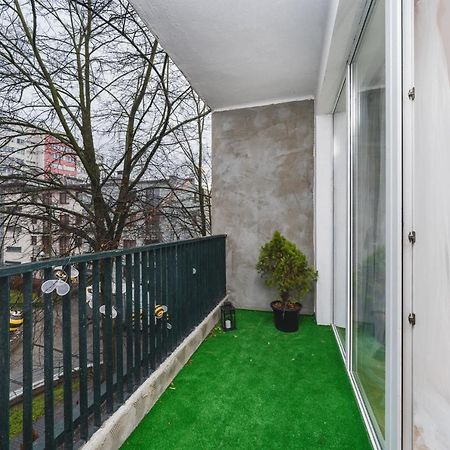 Sunshine Parkside Hideaway - 3 Bedroom - By Upstairs Krakow Ngoại thất bức ảnh